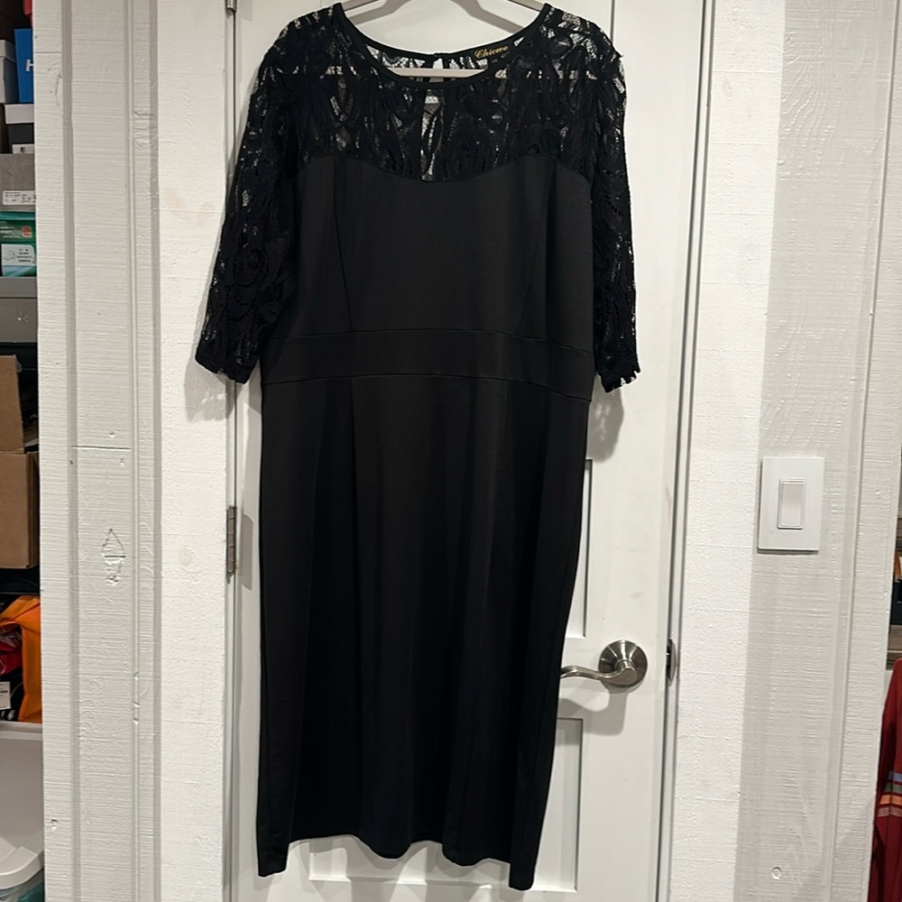 Chicwe Black Dress w/Lace